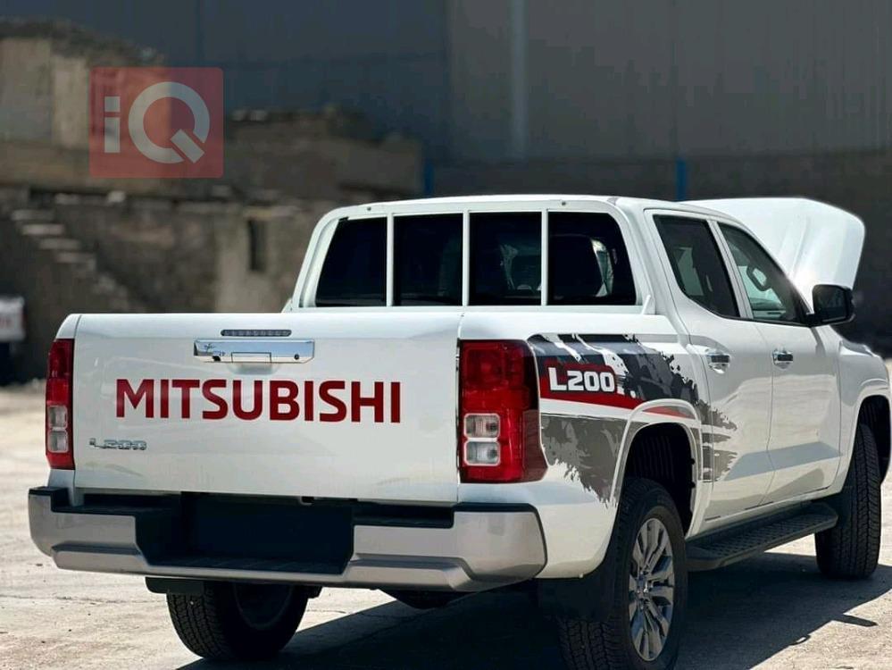 میتسوبیشی L200